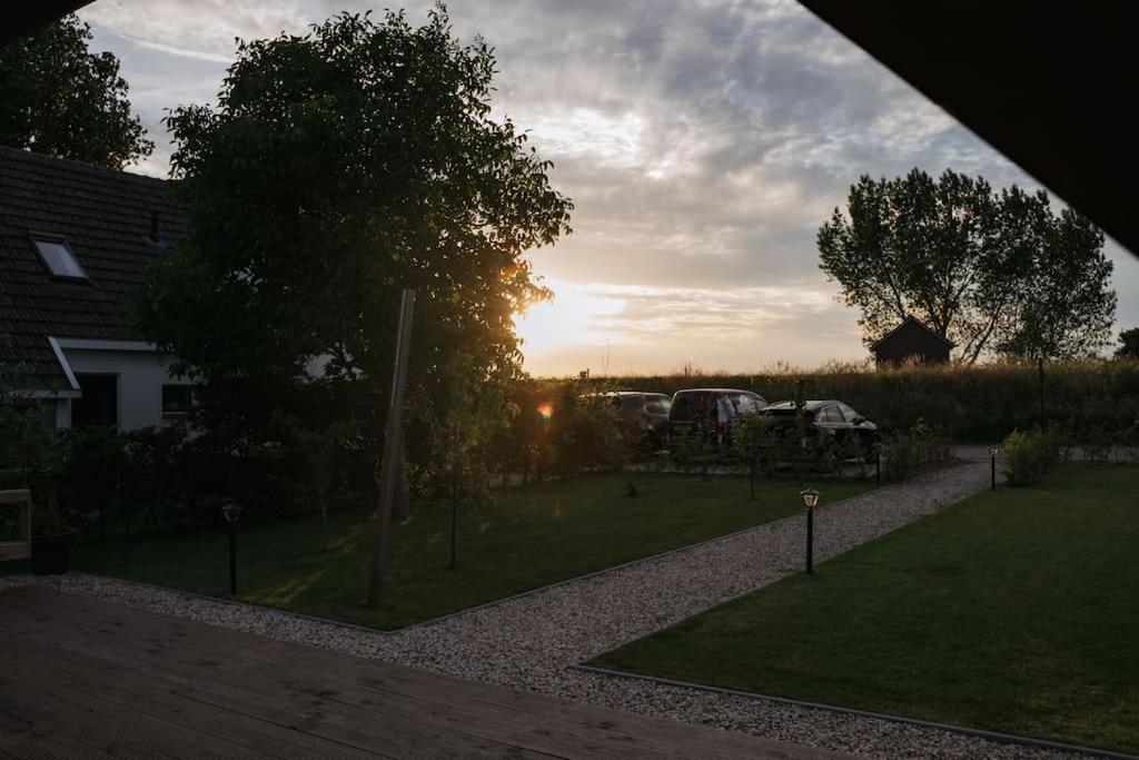 Вилла De Os Aan De Dijk Grafhorst Экстерьер фото